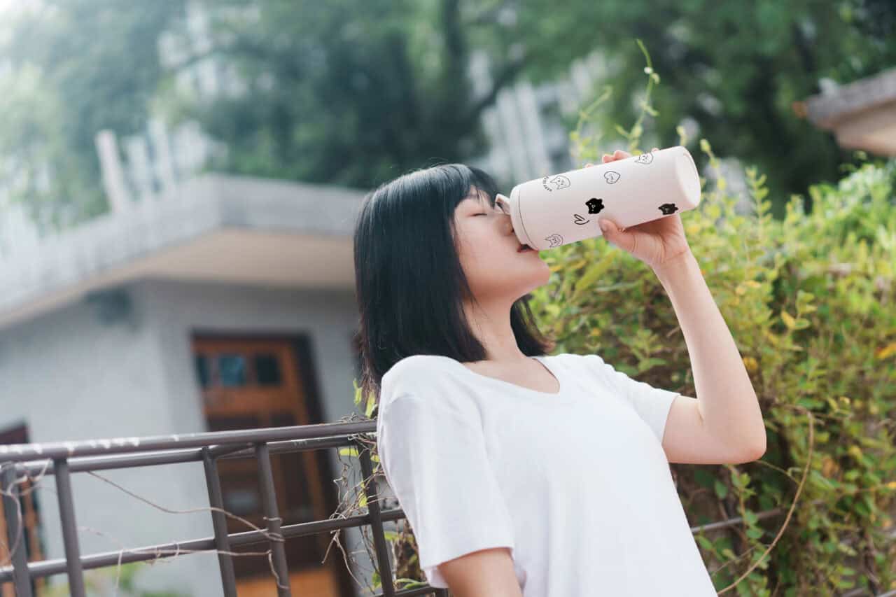 情境照-保溫杯-白 - Gary Kuo