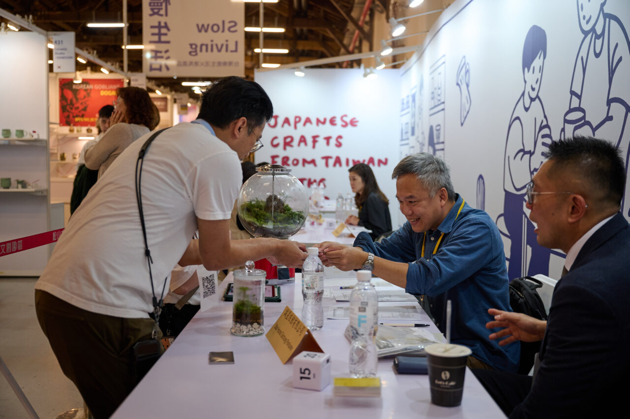 251114-POPUPASIAD2-0306