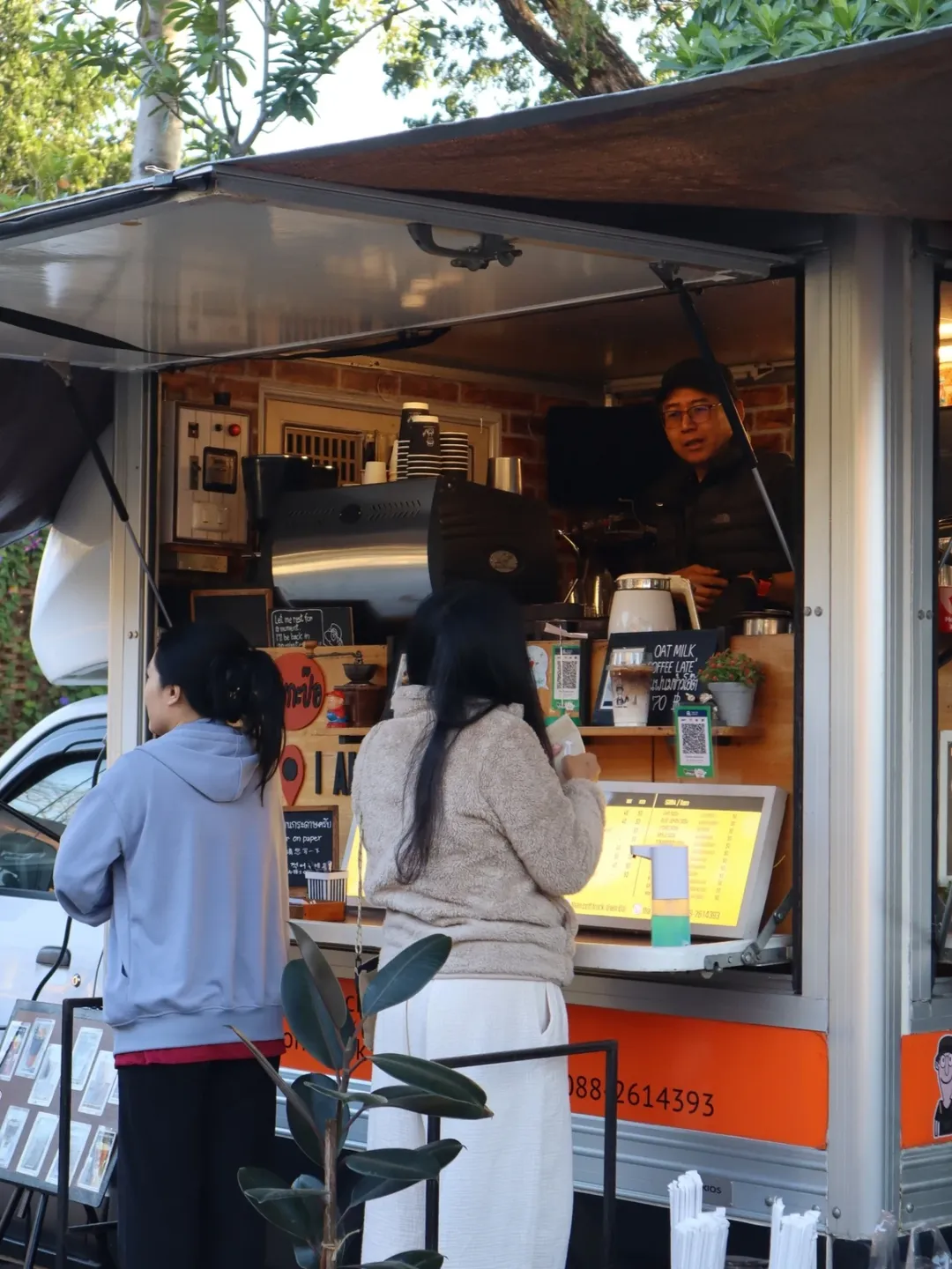 ดื่มด่ำกับอากาศเย็นสบายของเชียงใหม่ ท่ามกลางเสน่ห์ของตลาดนัดเพื่อชุมชน ที่ตลาดจริงใจ ณ โครงการจ (4)