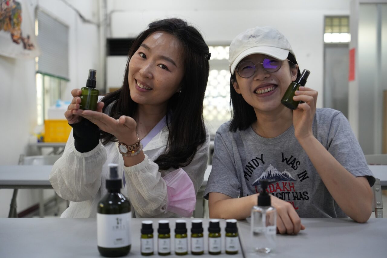 h9XqqnCMhc4oTBByr7ZhZy7butomNalzIjEaJygQ