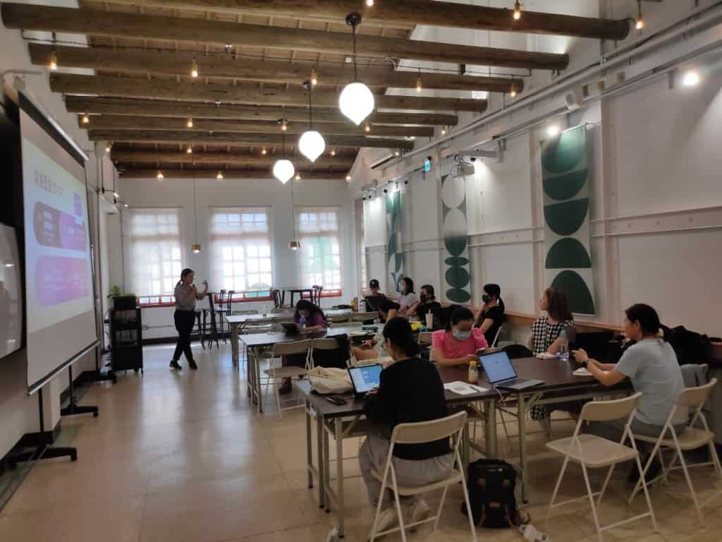 LINE_ALBUM_918亞洲手創大人物XCanva社群貼文工作坊_240919_1